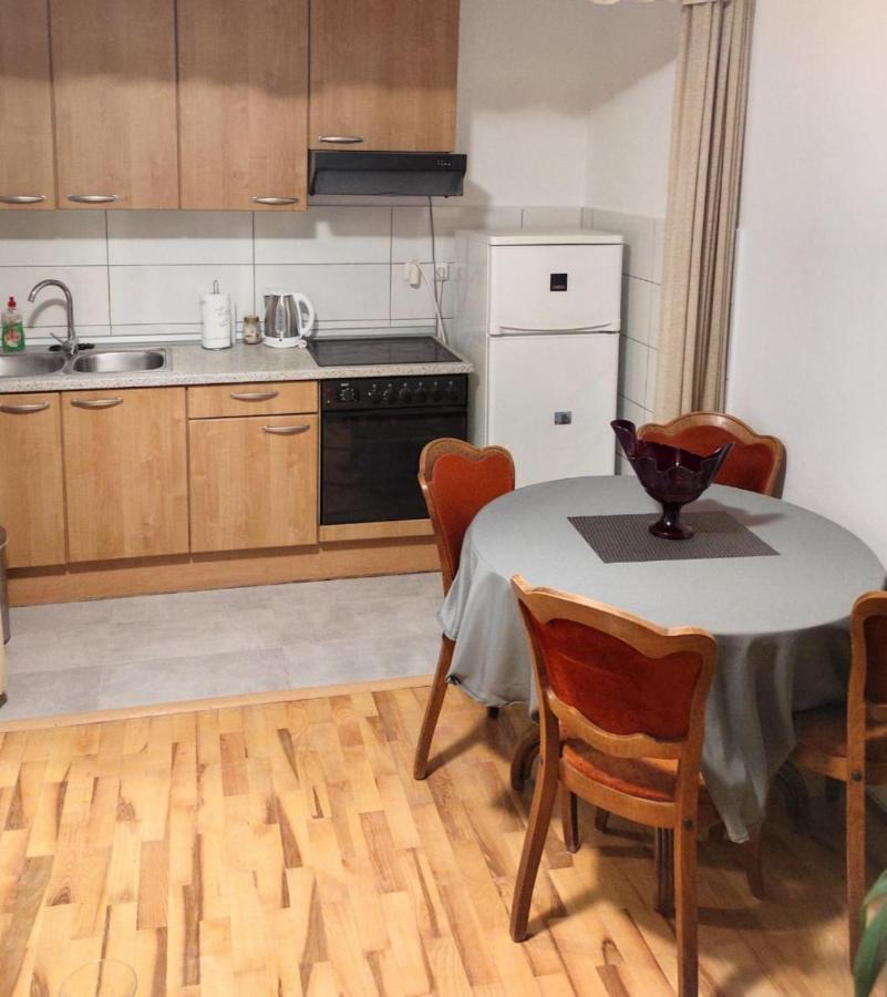 Appartamento Aurora Apartman Zara Esterno foto